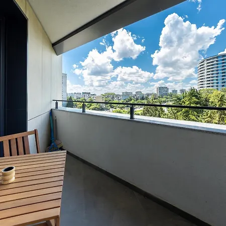 Modern View Flat With Free Parking Apartament *