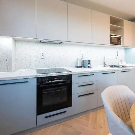 Modern View Flat With Free Parking Apartment Warna