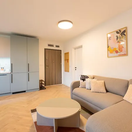 Modern View Flat With Free Parking Apartment *