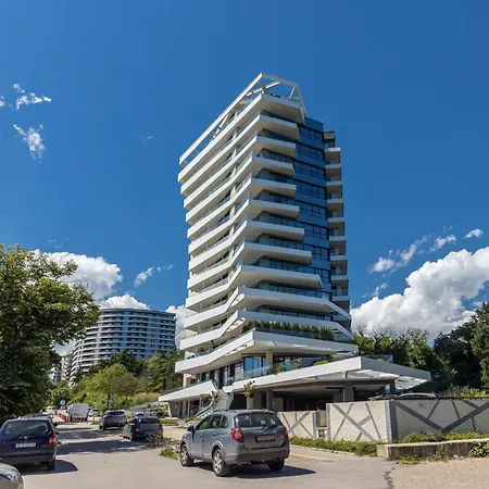Modern View Flat With Free Parking Apartament *
